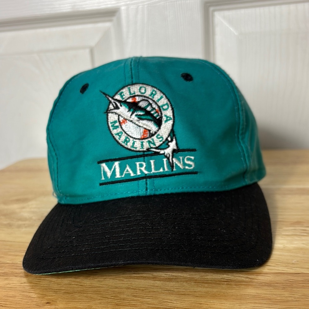 Vintage MLB Florida Marlins snap back hat Clark Sportswear